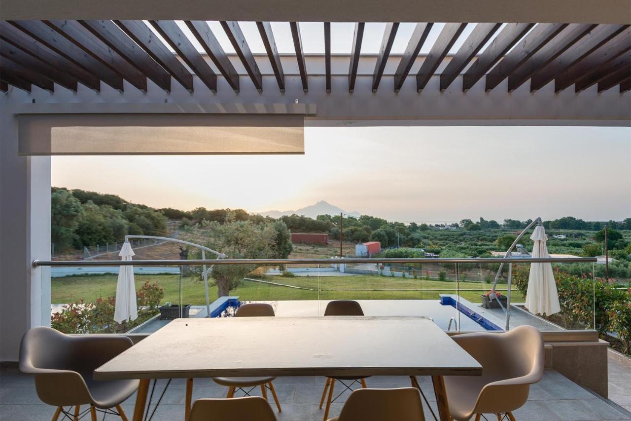 Afisia Villas Sarti Esterno foto