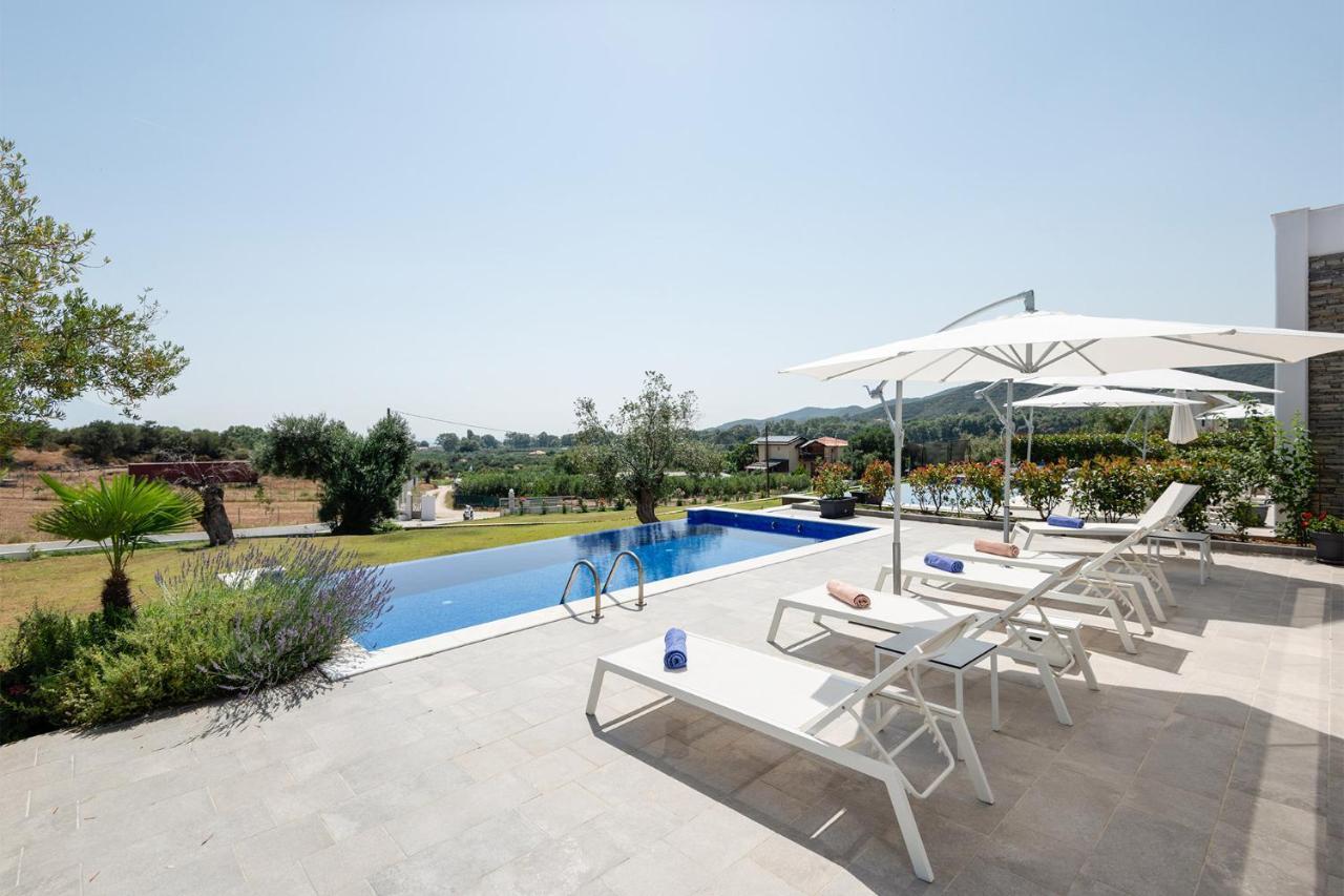 Afisia Villas Sarti Esterno foto