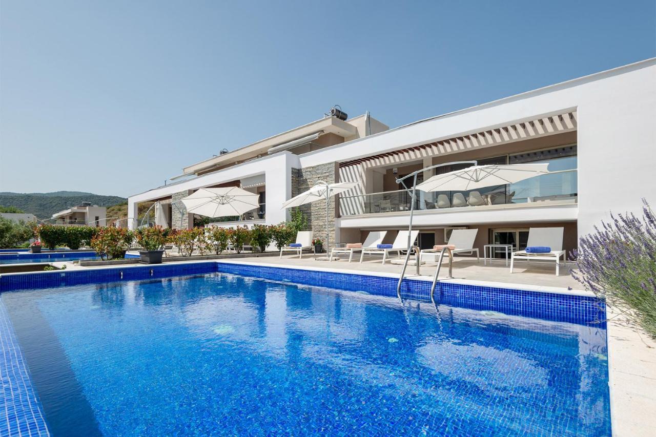Afisia Villas Sarti Esterno foto