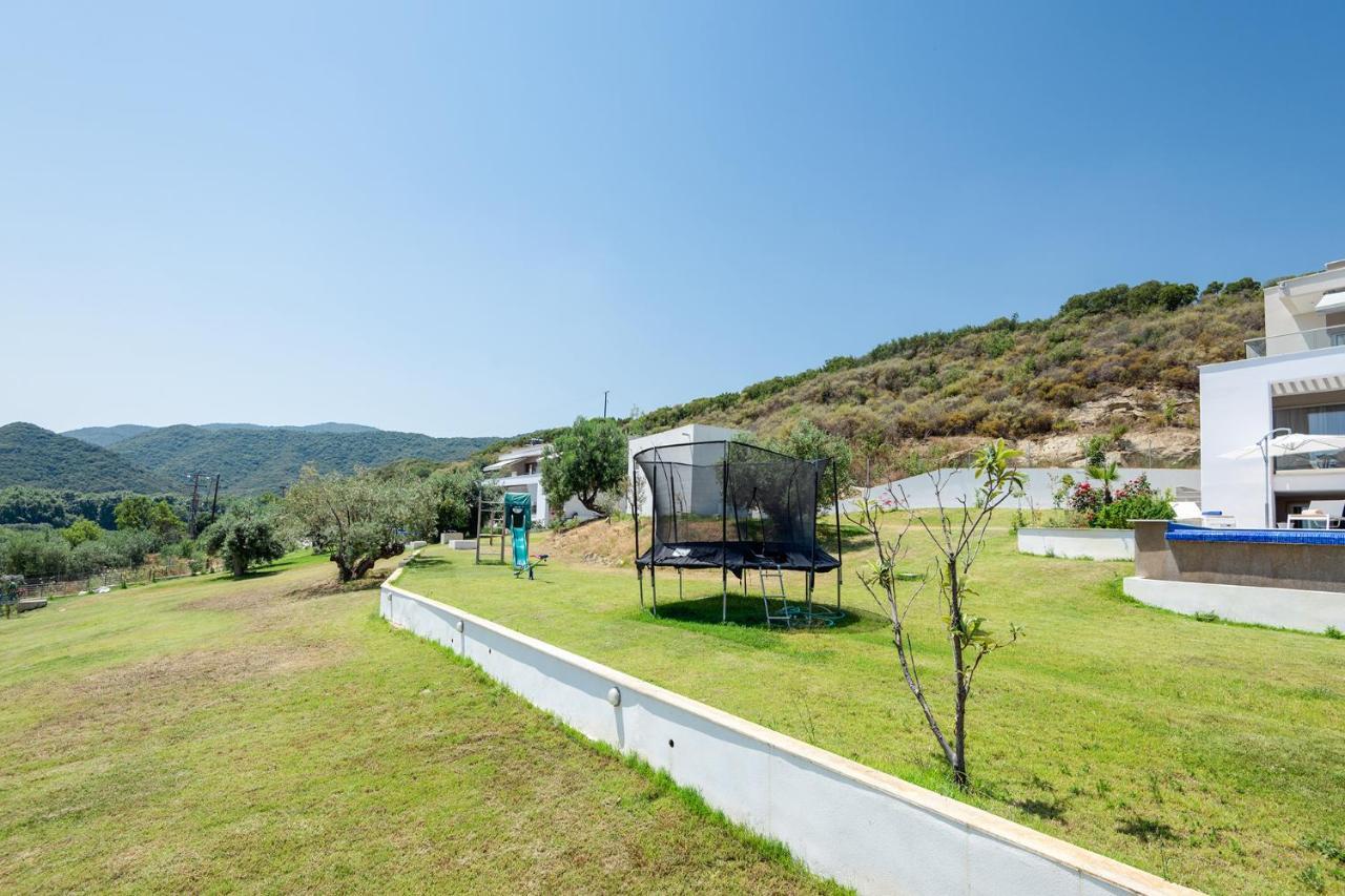 Afisia Villas Sarti Esterno foto