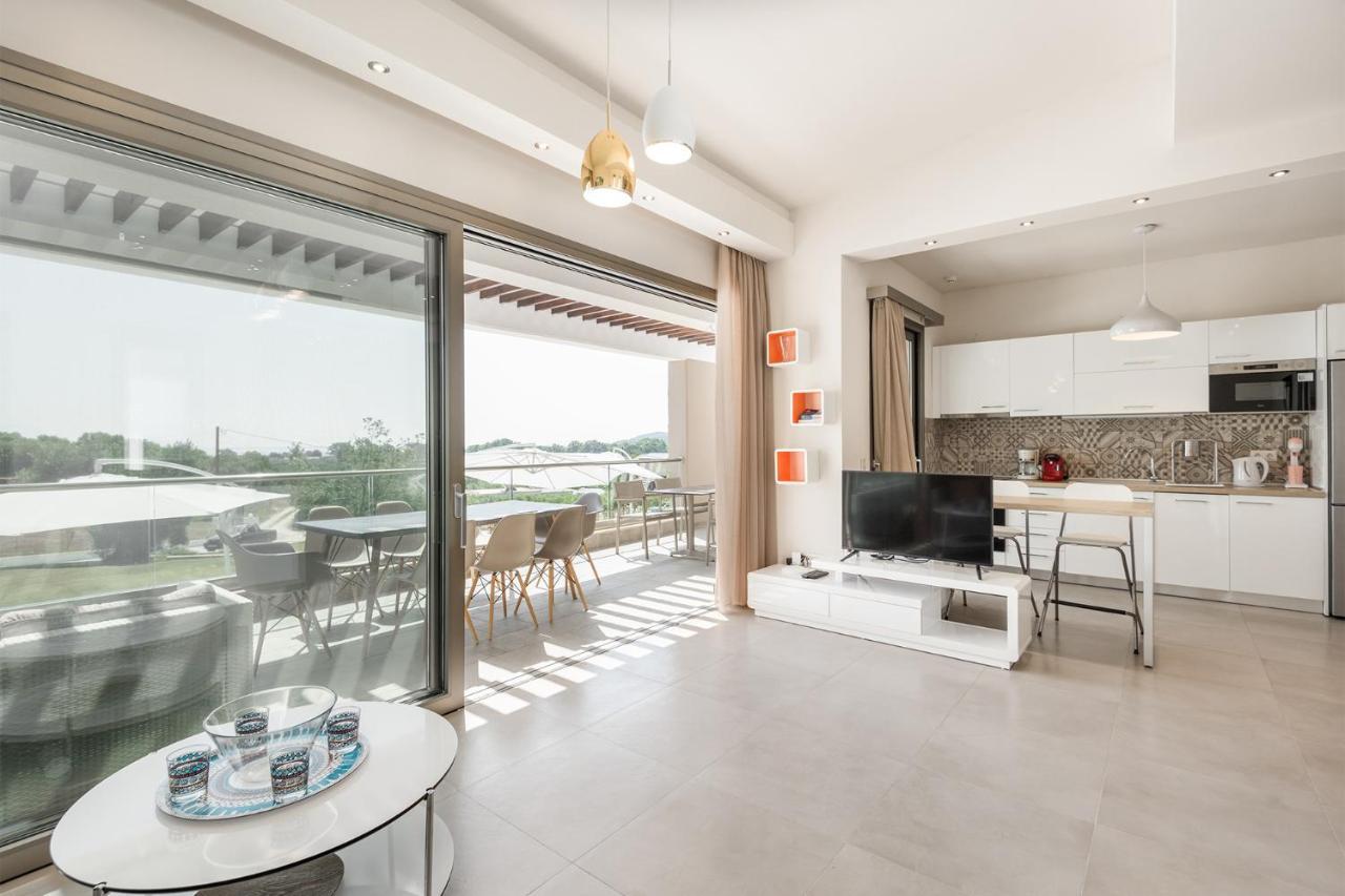 Afisia Villas Sarti Esterno foto