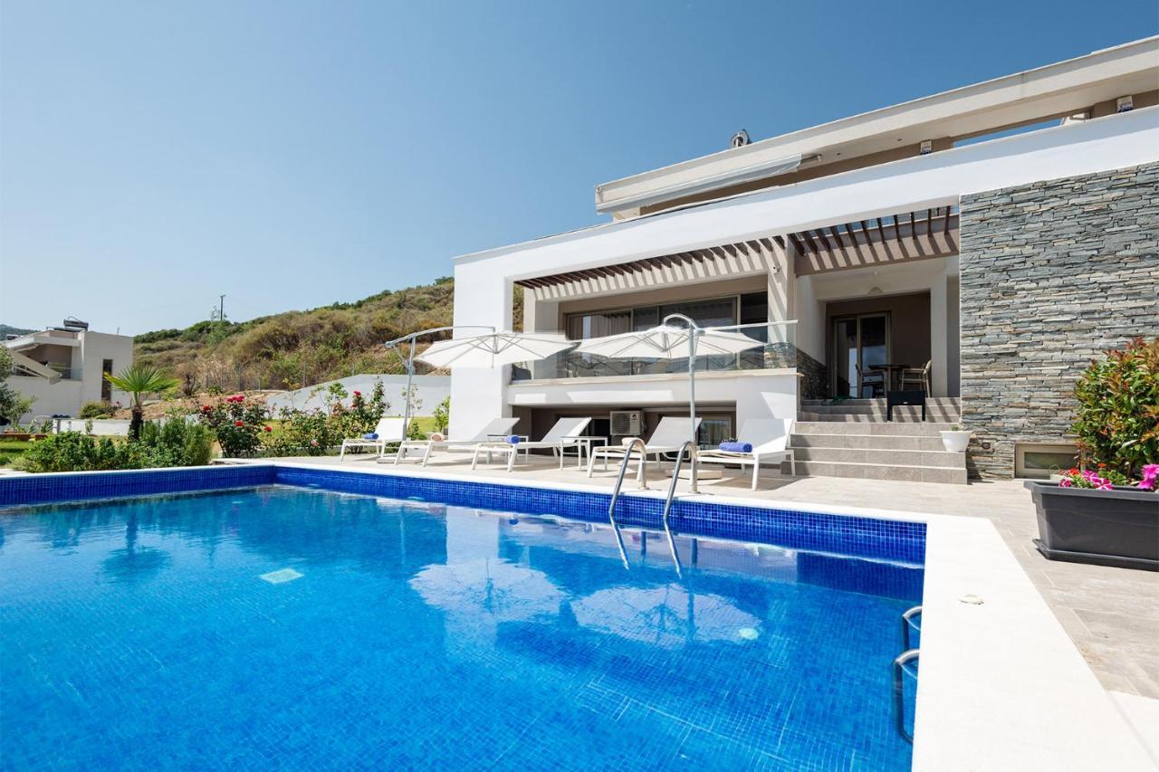 Afisia Villas Sarti Esterno foto