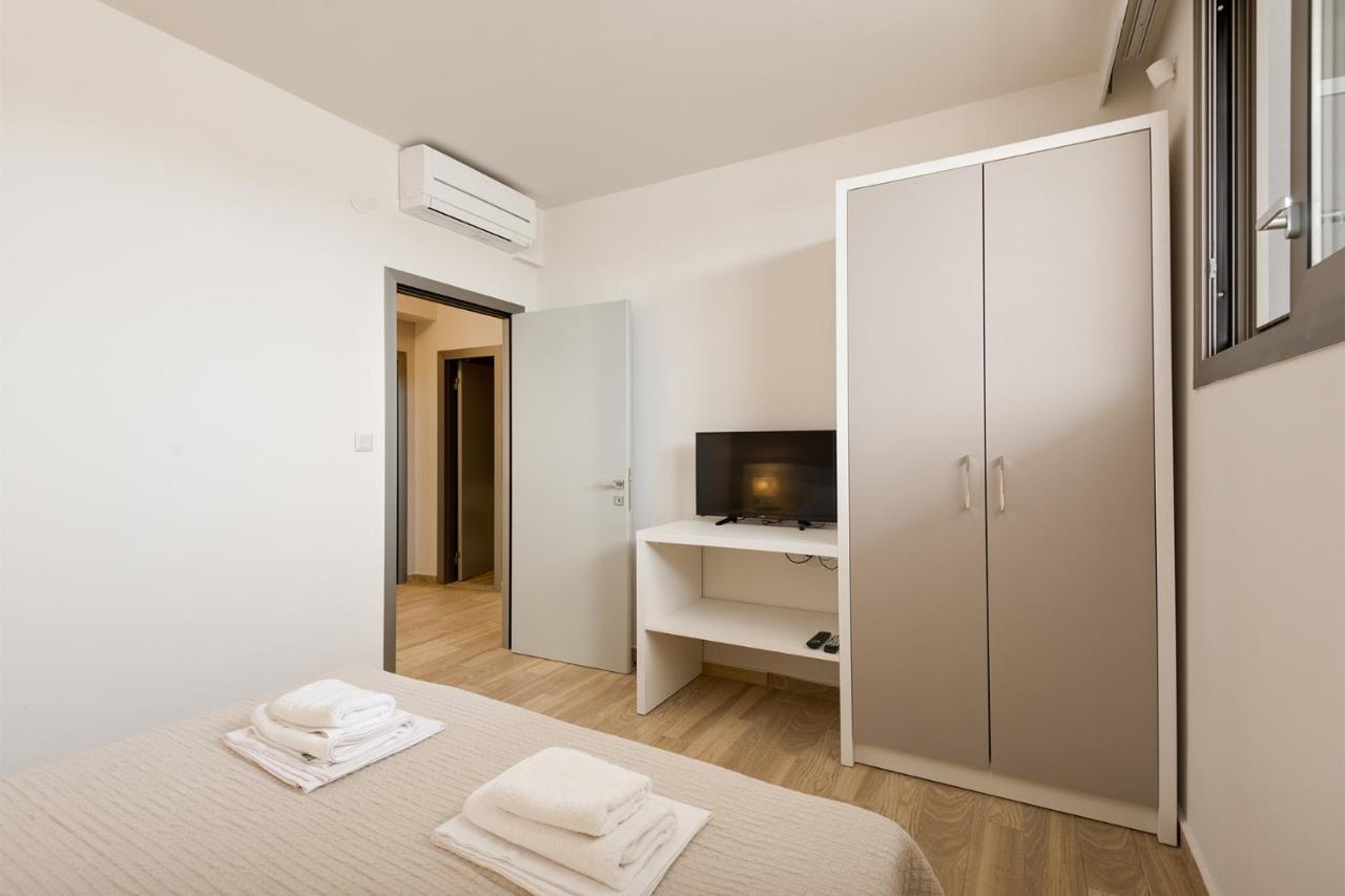 Afisia Villas Sarti Esterno foto